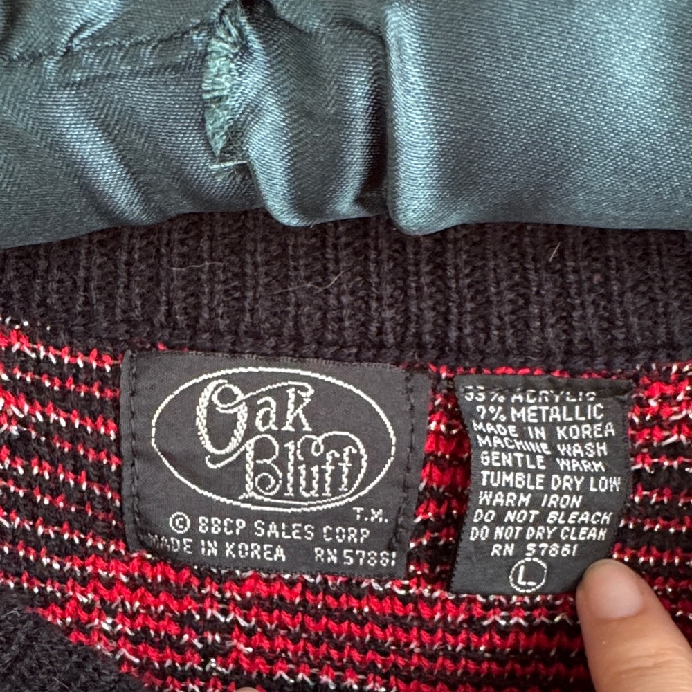 Floral Patterned Black and Red Sweater - Picture 2 of 4